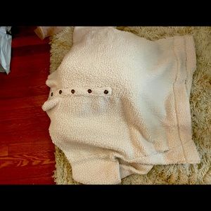 Brand new aerie Sherpa button pull over